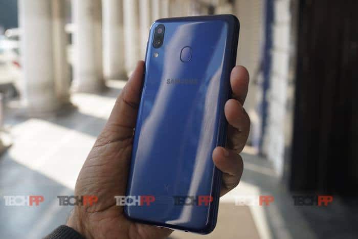 samsung galaxy m30 vs m20: differences explained - samsung galaxy m20 review 5