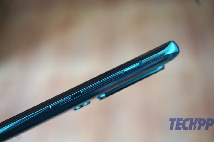 xiaomi mi 10 review: the premium segment gets its redmi note - mi 10 review big display