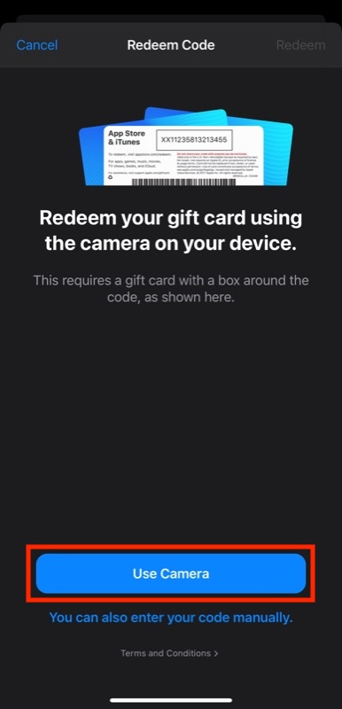 resgatando um cartão presente da apple na app store usando a opção da câmera.
