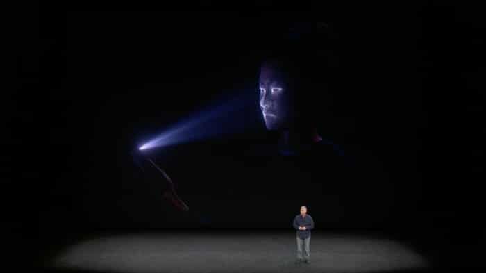 AppleがiPhone XのFace IDを他よりも安全で正確にした方法 - iPhone X Face ID IR