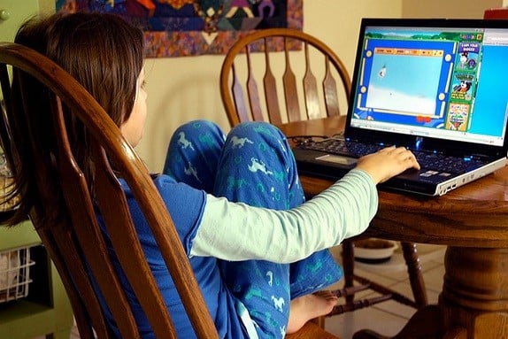 top 10 parental control software to protect your kid online - parental control software