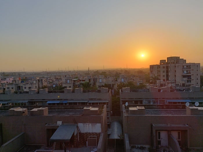 oneplus nord ce 2 5g review: betting on a good 