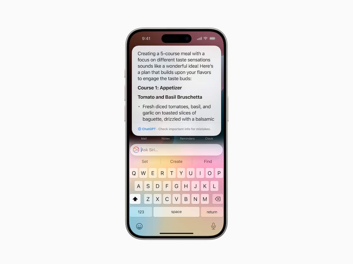 Nuevo Siri con ChatGPT funcionando en un iPhone 15 Pro