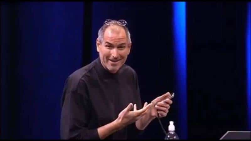 steve-jobs-iphone-3