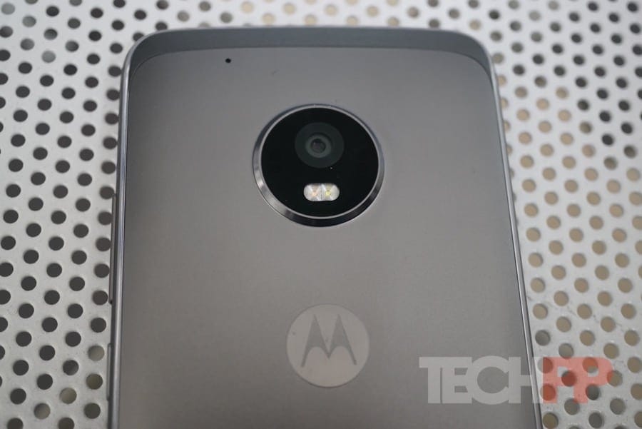 avis sur le moto g5 plus : téléphone décent, prix décent... sent comme l'esprit moto g ! - avis sur le moto g5 plus 1 1