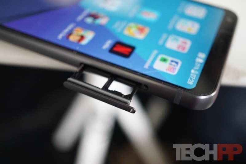 lg g6 review: lg finds a way back to phone love! - lg g6 review 10