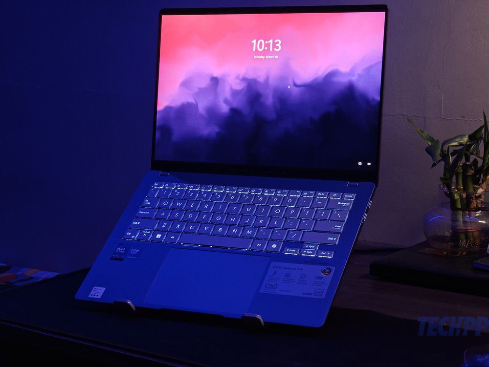 asus vivobook s14 oled 2025 display