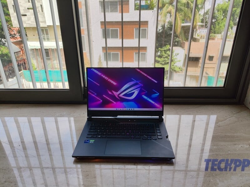 дисплей asus rog strix scar 15