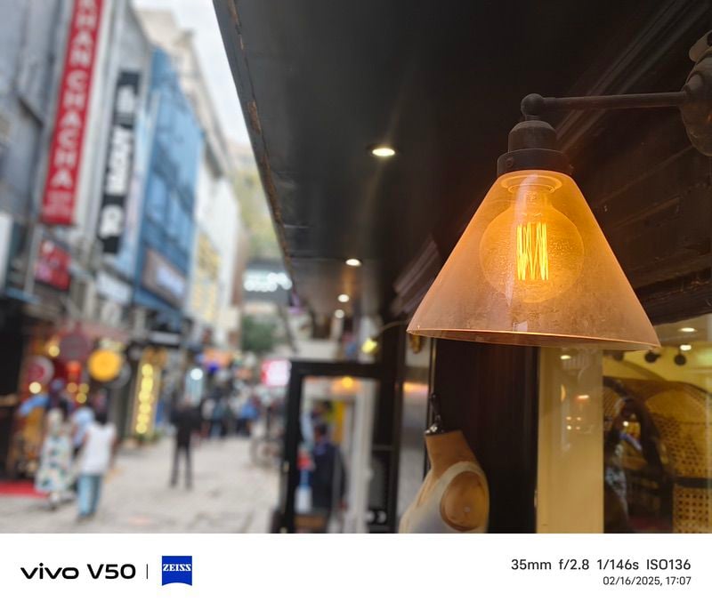 vivo v50 avis : le roi des caméras du segment intermédiaire ! - img 20250216 170741