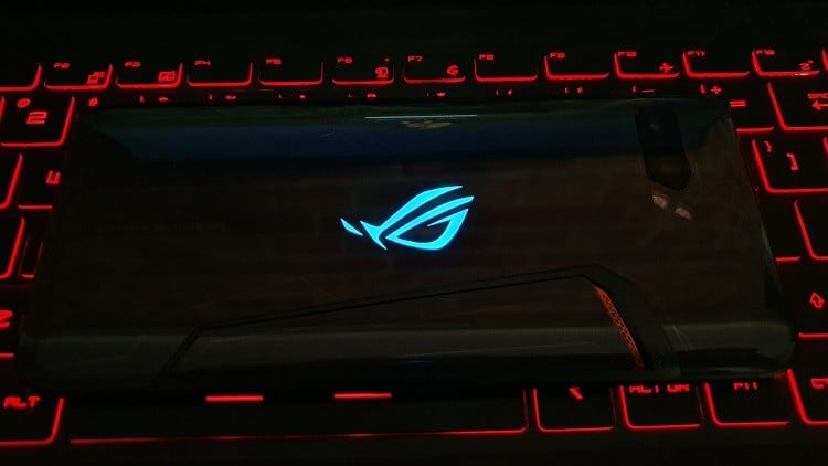 recensione asus rog phone ii: difficile sbagliare con questo! - rog 2 1