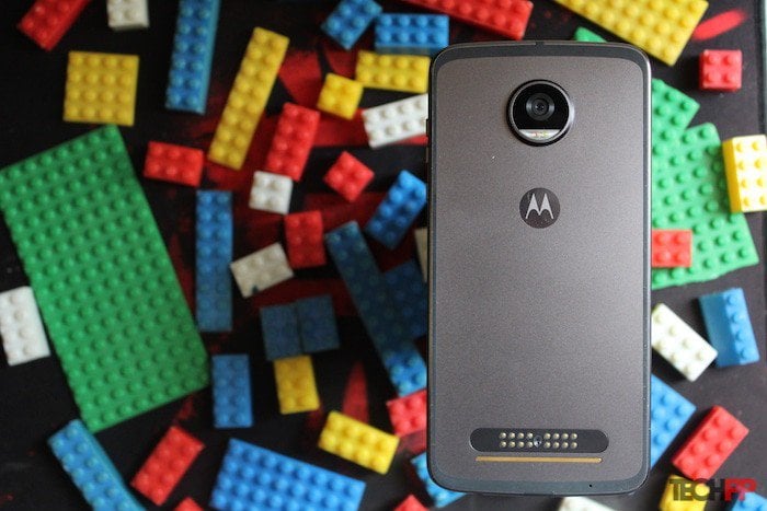 seis teléfonos que pueden hacerle competencia al oneplus 5 - moto z2 play hero