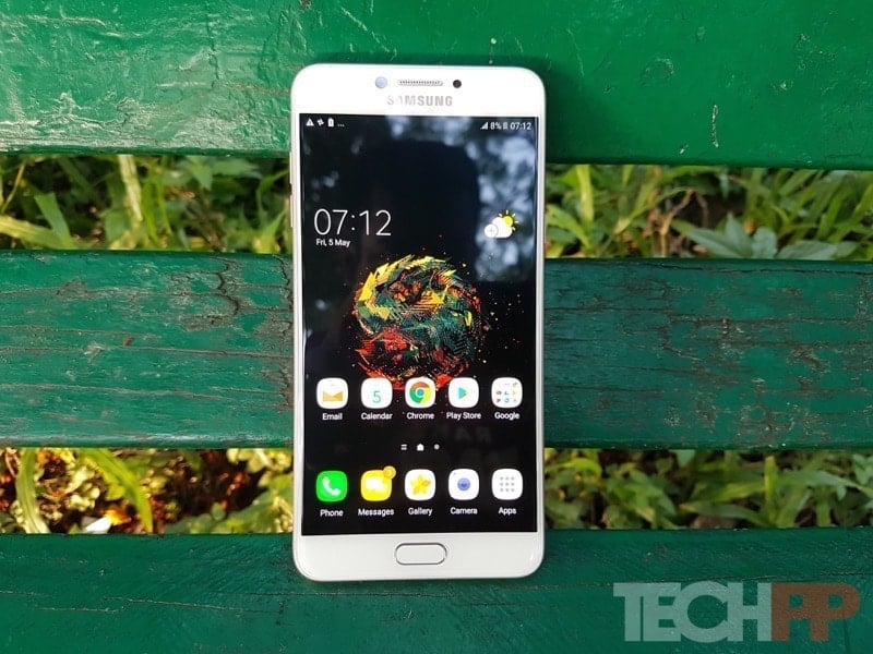 Critique du samsung galaxy c7 pro : pari sur le grand écran - critique du samsung galaxy c7 pro 1