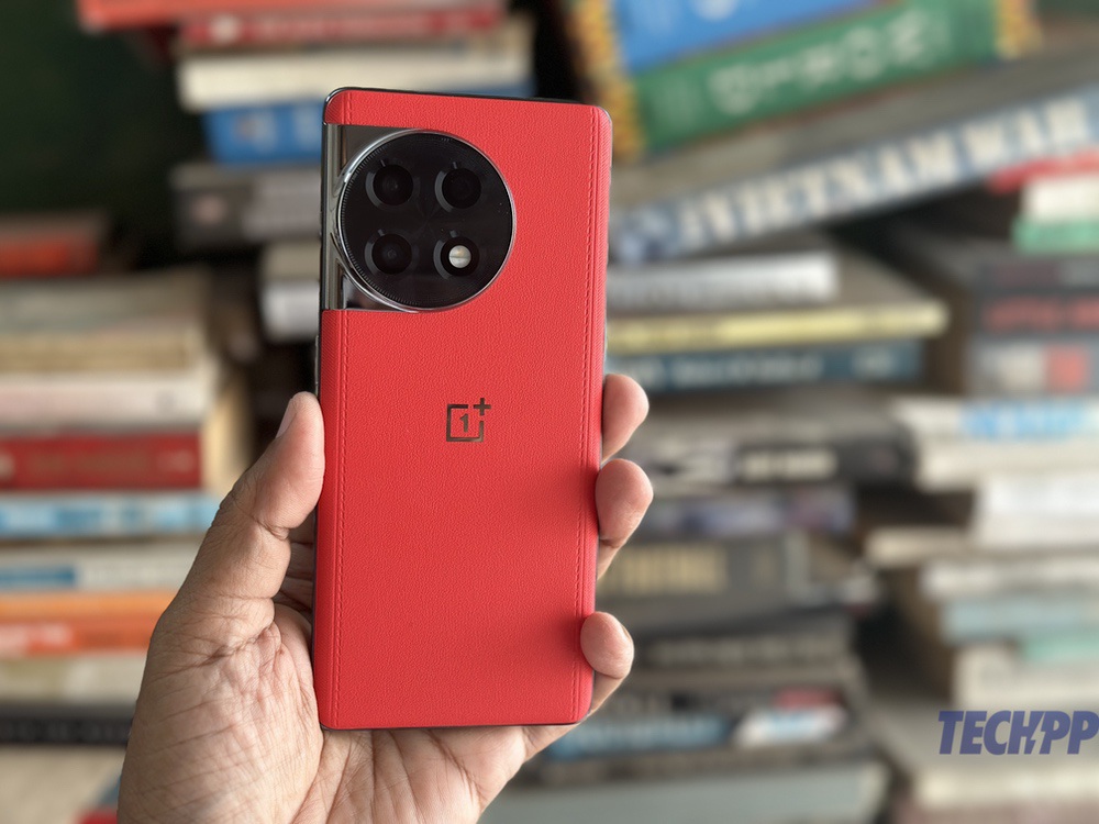 oneplus 11r solar red