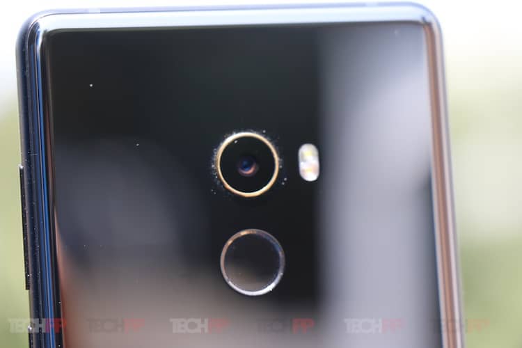 xiaomi mi mix 2 review: mixing style with substance - xiaomi mi mix 2 review 3