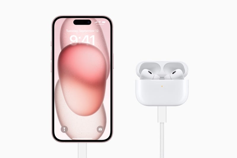 charger des airpods via le connecteur usb-c de l'iphone 15