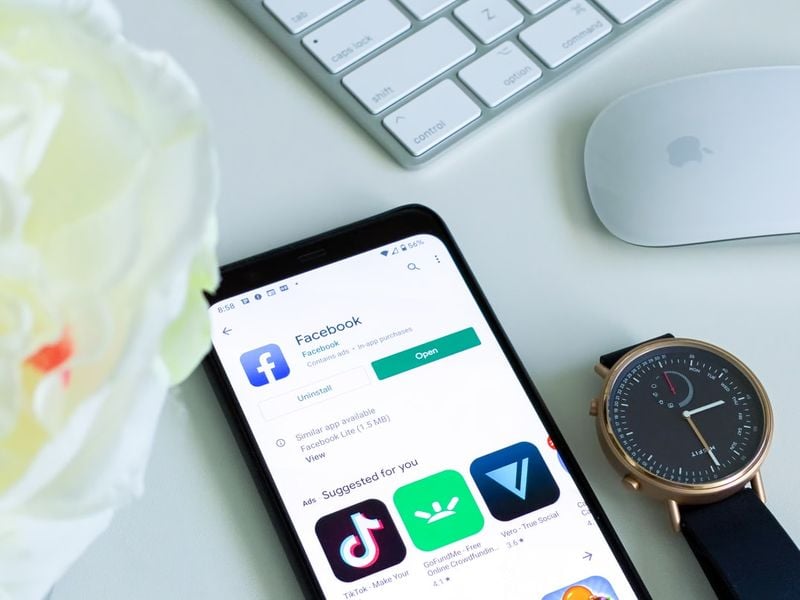 comment mettre à jour l'application play store