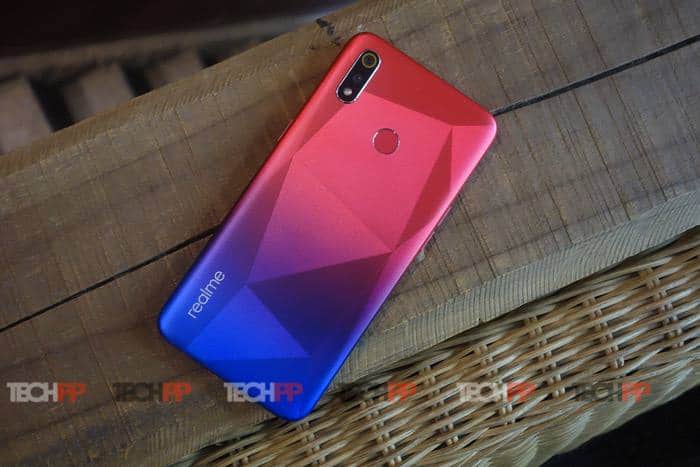 Critique du realme 3i : un véritable casse-tête pour les autres téléphones budget - critique du realme 3i 5