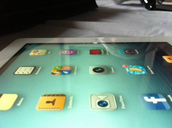 light bleeding new ipad