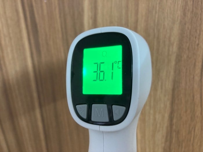recensione termometro infrarosso tcl: un gadget essenziale per il mondo di oggi - tcl ir thermo3