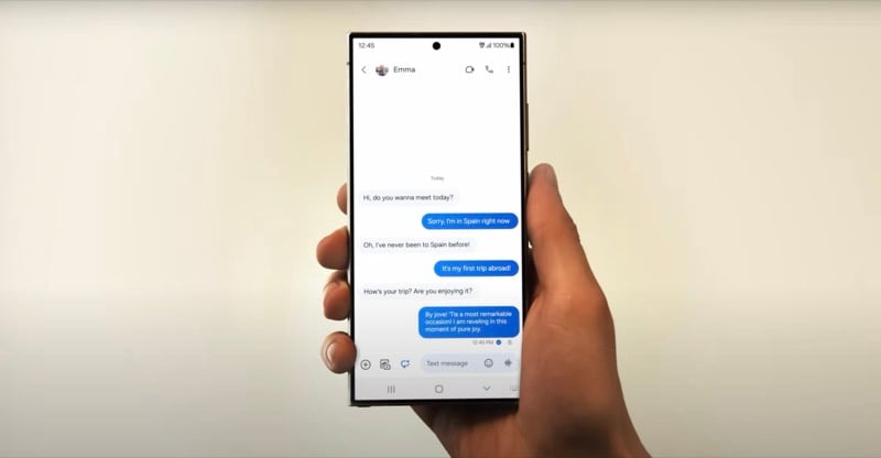 fonctionnalité d'assistance de chat dans l'application messages.
