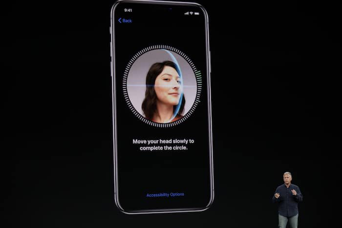 AppleがiPhone XのFace IDを他よりも安全で正確にした方法 - Apple iPhoneX FaceID