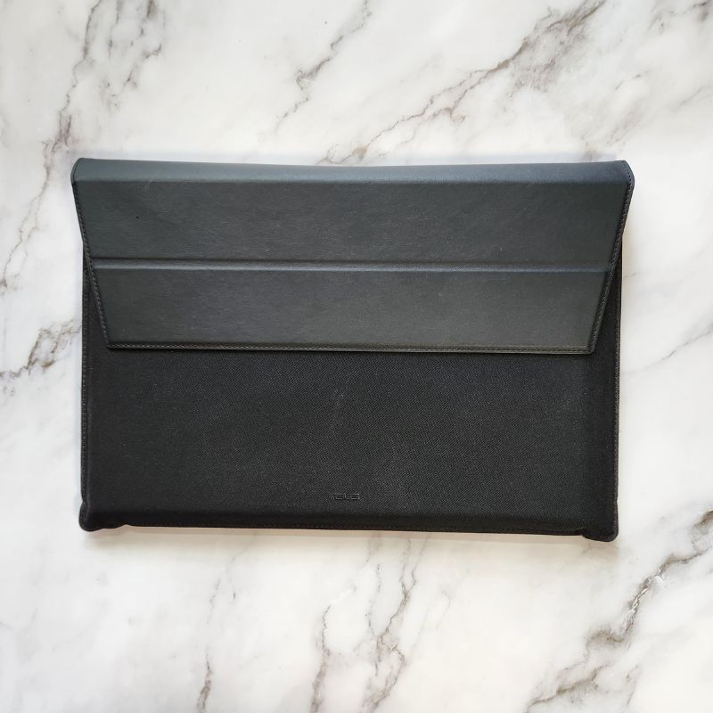 couverture incluse avec zenbook duo
