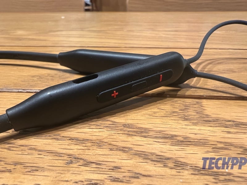 recensione-oneplus-bullets-wireless-z2-specs
