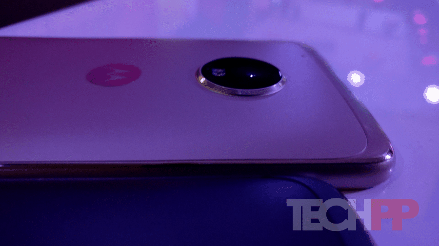 avis sur le moto g5 plus : téléphone décent, prix décent... sent comme l'esprit moto g ! - avis sur le moto g5 plus 16