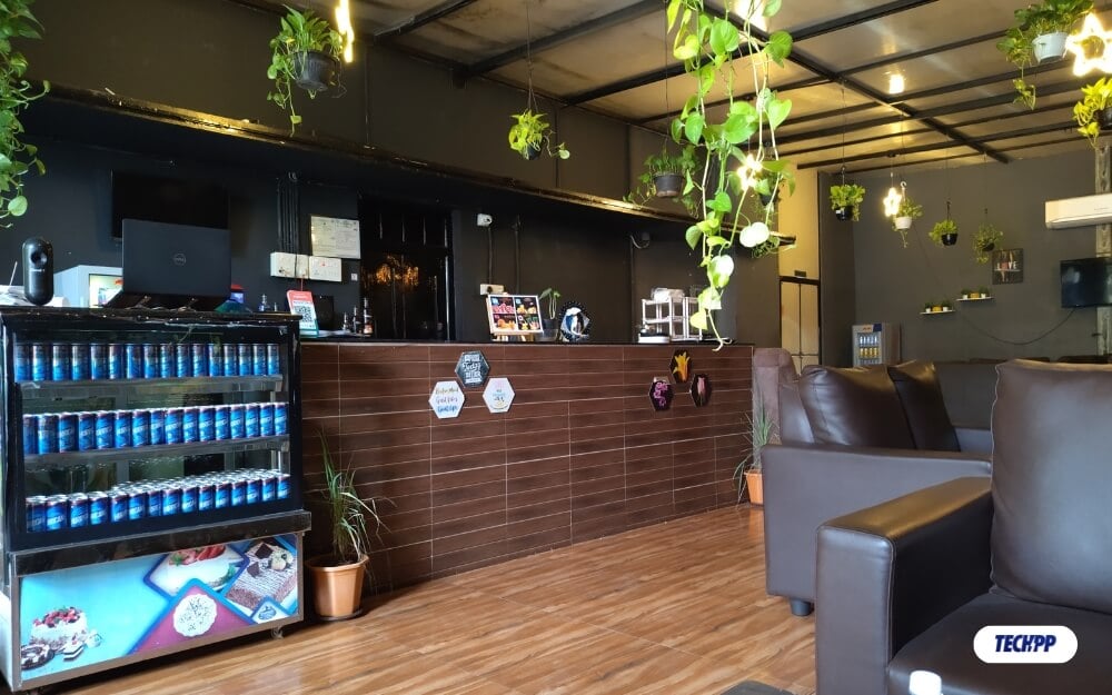 hmd fusion scatto in condizioni di scarsa illuminazione in caffè