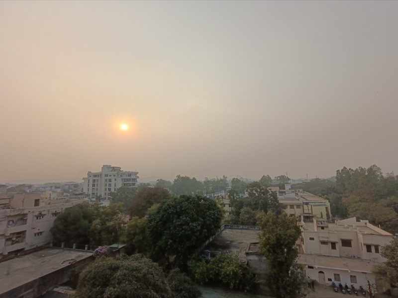 scatto ultra-wide realme 10 pro+