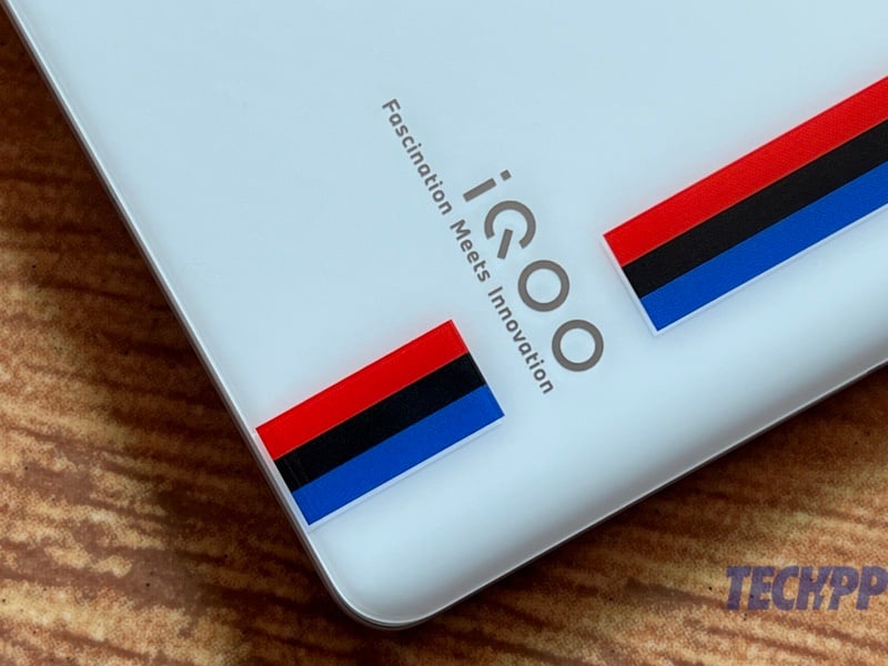 Critique de l'iQOO 9 Pro : le premier grand téléphone de 2022 - critique de l'iQOO 9 Pro 5