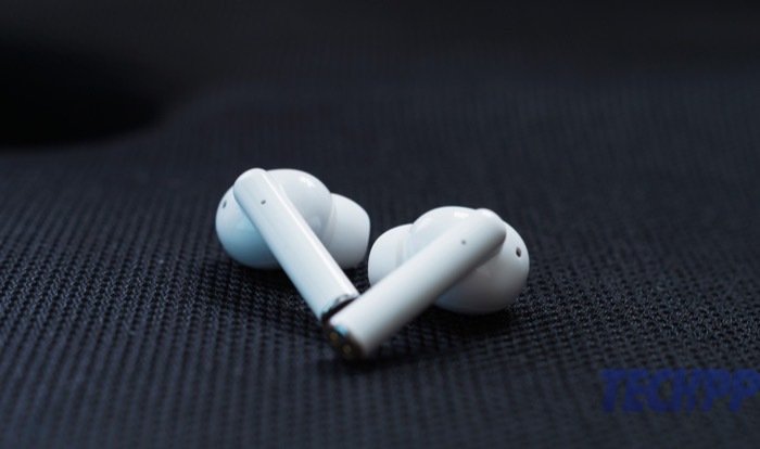 recensione realme buds air pro: funzioni pro; prestazioni medie - realme buds air pro earbuds 2