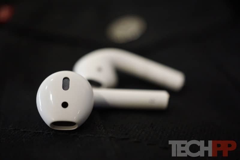 Apple AirPodsレビュー：ワイヤレス音楽以上のワイヤレスマジック - Apple AirPodsレビュー 2