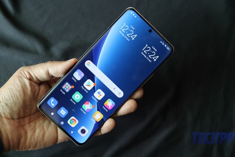 xiaomi-12-pro-review-display