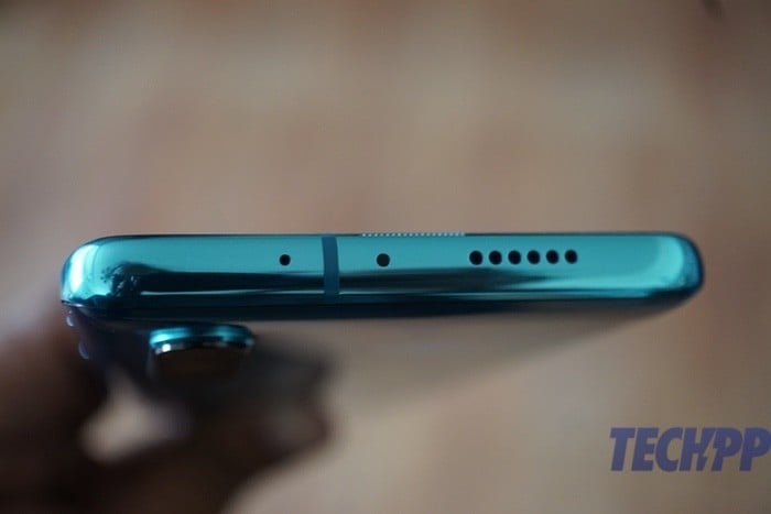 xiaomi mi 10 review: the premium segment gets its redmi note - mi 10 review speakers