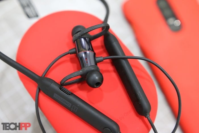 critique des oneplus bullets wireless : un homme à tout faire, maître de certains - oneplus bullets wireless principal