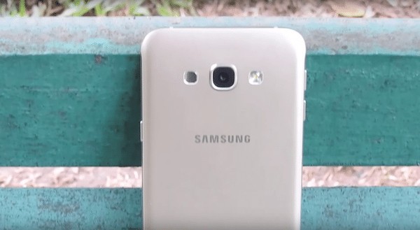galaxy-a8-3