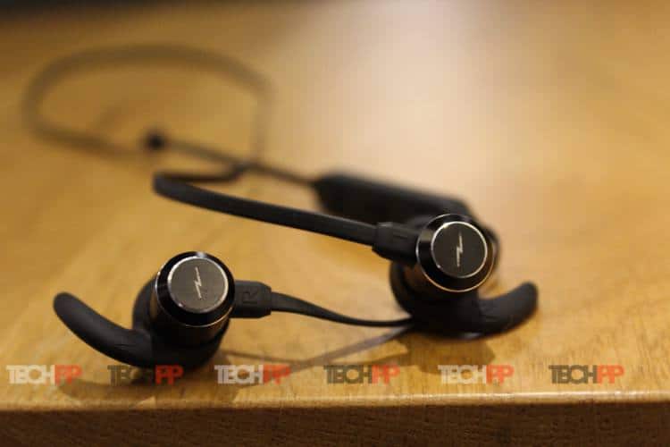 Critique de LSTN Bolt : Cocher les cases de base - critique de LSTN Bolt 3
