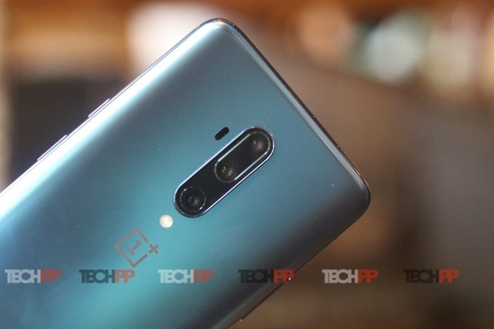 revisão do oneplus 7t pro: o 7 pro recebe um aumento de especificações - revisão do oneplus 7t pro 5