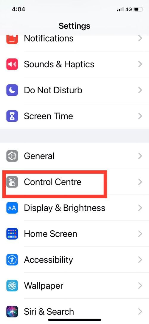 「この曲は何？」とSiriに聞かないで、iPhoneをタップするだけ - コントロールセンターにダイブ