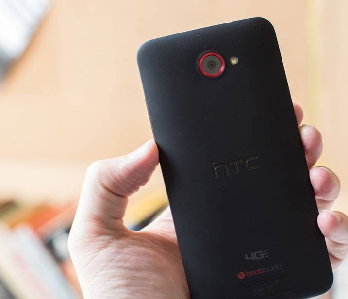 htc droid dna reviews roundup: beauty at a cost - htc droid dna reviews