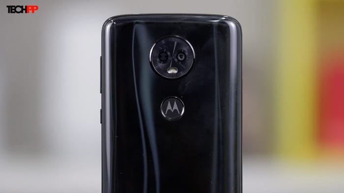 moto e5 plus review - big battery for a bigger price - e5plus 3