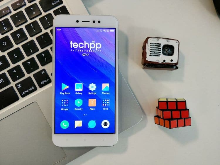 xiaomi debuts redmi y1 selfie-centric smartphone in india - redmi y1 2